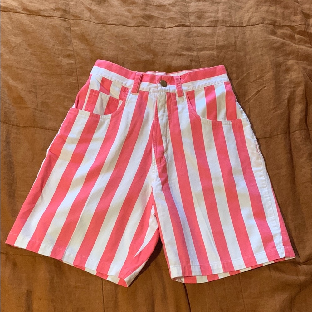 The most Amazing Vintage Striped Pink and White Shorts